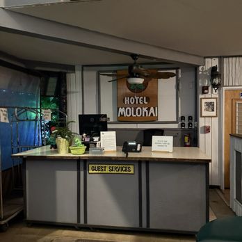Hotel Molokai - Front desk. - Hotels Near Me - Kaunakakai, Hawaii