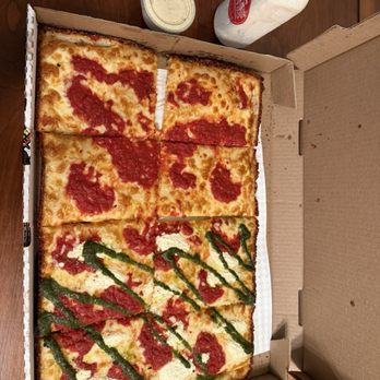 Prime Pizza - Pizza Near Me - Burbank, California