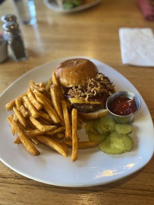 Oak Creek Brewery and Grill by null