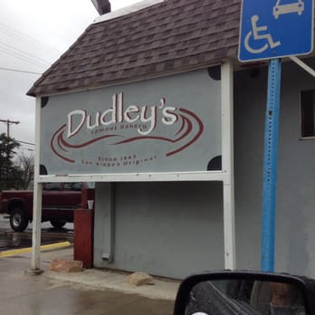 Dudley's Bakery - Delis Near Me - Santa Ysabel, California