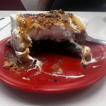 Dolly's Diner - Holy cow cake! - Diners Near Me - Princeton, West Virginia