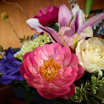 FLO'S MIN FLORIST - Updated November 2025 - 141 Photos & 133 FLO'S MIN FLORIST - Updated November 2025 - 141 Photos & 133