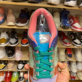 ReUp Sneakers - Shoe Stores Near Me - Springfield, Pennsylvania ReUp Sneakers - Shoe Stores Near Me - Springfield, Pennsylvania