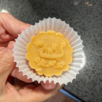 Bean House - Original Chickpea bean cake - Cafes Near Me - Toronto, Ontario Bean House - Original Chickpea bean cake - Cafes Near Me - Toronto, Ontario