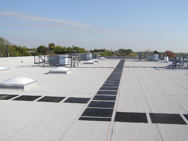 Slide of Orr Roofing