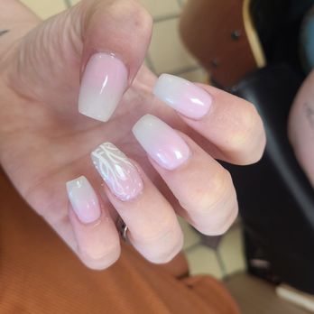 D&B NAIL SPA - Ombre nails with a flower design. Succeeded all expectations and can do whatever you bring in. They are so patient. - Nail Salons Near Me - Anderson, California D&B NAIL SPA - Ombre nails with a flower design. Succeeded all expectations and can do whatever you bring in. They are so patient. - Nail Salons Near Me - Anderson, California