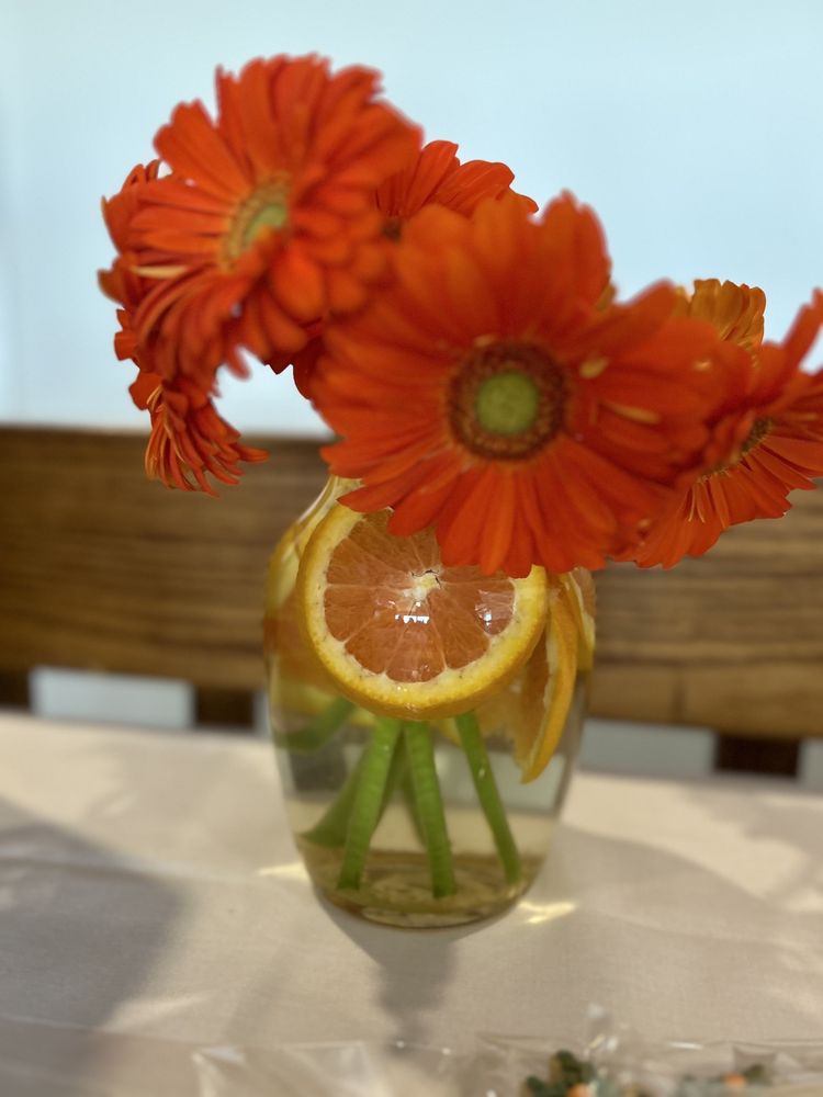 SUNFLOWERS FLORIST Updated August 2024 26 Photos 615 Lacey Rd