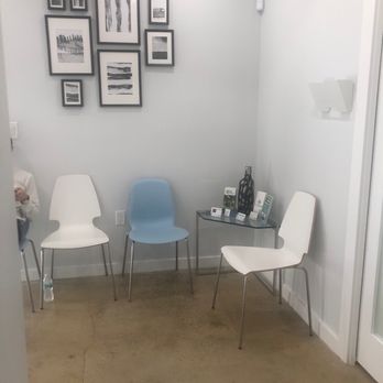 Medverde - Receiving area - Naturopathic/Holistic Near Me - Miami, Florida Medverde - Receiving area - Naturopathic/Holistic Near Me - Miami, Florida