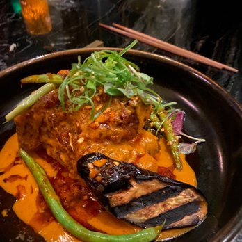 Animae - SHORT RIB KARE KARE green beans, eggplant, bagoong peanut oil - Asian Fusion Near Me - San Diego, California Animae - SHORT RIB KARE KARE green beans, eggplant, bagoong peanut oil - Asian Fusion Near Me - San Diego, California