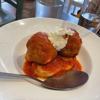 Da Pepo - Italian Near Me - Montclair, New Jersey
