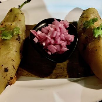 El Atrio del Mayab - Chile relleno de cochinita - Mexican Near Me - Valladolid, YUC