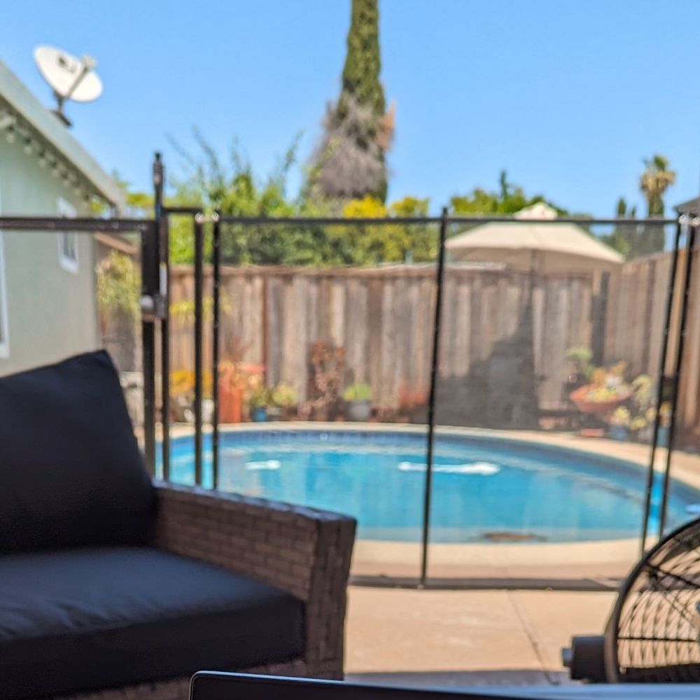 Pool fence Pool fence