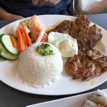 Pho Viet Nam 3969 - Lemongrass chicken and Pork chop rice - Vietnamese Near Me - Niagara Falls, Ontario