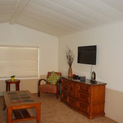 Bay View Community - Living Rooms