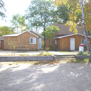 Summerhill Cottages And Cabins Hotels 35 River Road E Wasaga