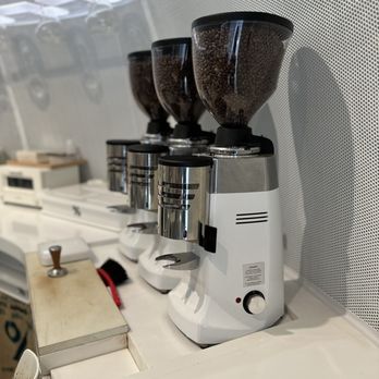 % Arabica - Coffee grinder - Coffee & Tea Near Me - Whistler, British Columbia % Arabica - Coffee grinder - Coffee & Tea Near Me - Whistler, British Columbia