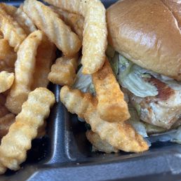 Grilled Chicken Sandwich-with fries Grilled Chicken Sandwich-with fries