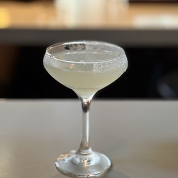 Wood - Lemon drop martini - Bars Near Me - Chicago, Illinois