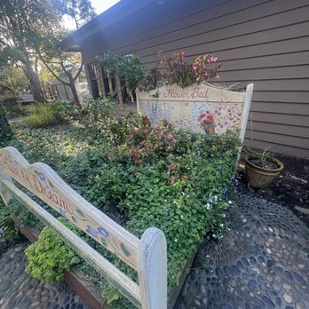 Cambria Pines Lodge Restaurant - American Near Me - Cambria, California Cambria Pines Lodge Restaurant - American Near Me - Cambria, California