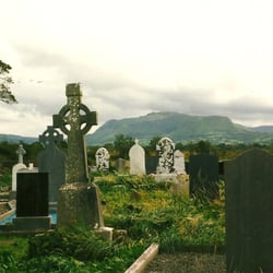 Yeats Memorial Buildling - Celtic High Cross 'neath Ben Bulben