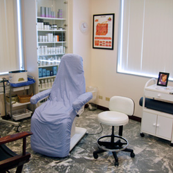 Donald Altman, MD - Irvine Plastic Surgery Center - Irvine Plastic Surgery Center Facility