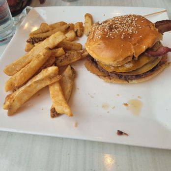 Water Street Grille - Smokehouse burger and fries. - Seafood Near Me - Yorktown, Virginia Water Street Grille - Smokehouse burger and fries. - Seafood Near Me - Yorktown, Virginia