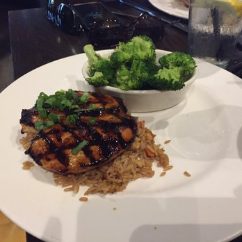 Local Goat - Maui Chicken - New American Near Me - Pigeon Forge, Tennessee