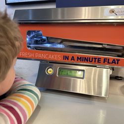 Holiday Inn Express & Suites Columbus - Polaris Parkway - Pancake copier
