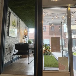 Ma Station Café - Window Seating