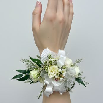 Mily’s Creations Florist - Corsage - Florists Near Me - Waldorf, Maryland Mily’s Creations Florist - Corsage - Florists Near Me - Waldorf, Maryland