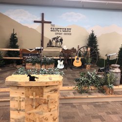 The Sanctuary Cowboy Church - Great cowboy-themed country praise music