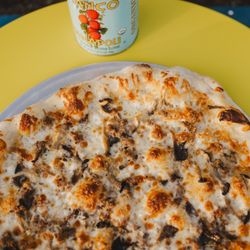 Pie in the Sky - Mushroom & White Sauce Pizza