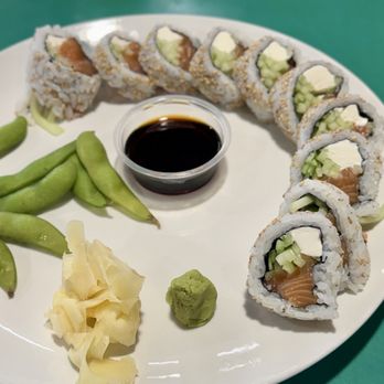 Hoki Sushi - Philly roll - Sushi Bars Near Me - Los Angeles, California Hoki Sushi - Philly roll - Sushi Bars Near Me - Los Angeles, California