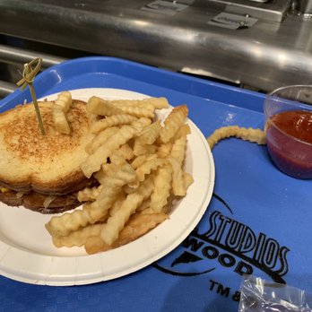 Universal Studios Hollywood - Pulled pork grilled cheese sandwich with banana bbq sauce! - Amusement Parks Near Me - Universal City, California Universal Studios Hollywood - Pulled pork grilled cheese sandwich with banana bbq sauce! - Amusement Parks Near Me - Universal City, California