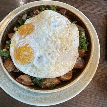Brunch Berry - Farm Fresh Veggie Skillet - Coffee & Tea Near Me - New Berlin, Wisconsin Brunch Berry - Farm Fresh Veggie Skillet - Coffee & Tea Near Me - New Berlin, Wisconsin