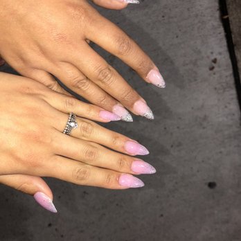 Nail Essence Salon & Spa - The difference between powder and regular nail polish. Same style - Nail Salons Near Me - Morton Grove, Illinois Nail Essence Salon & Spa - The difference between powder and regular nail polish. Same style - Nail Salons Near Me - Morton Grove, Illinois