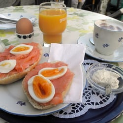 Sahnehäubchen - Lecker gefrühstückt ;)