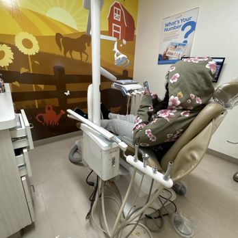 Children's Dental Building - Rosey the front staff was phenomenal! She got a situated in a timely matter while multitasking other duties! Rosey thank you! - Orthodontists Near Me - Artesia, California