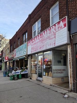 La Salumeria by null