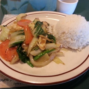 Pho Saigon Restaurant - Ginger Chicken - Vietnamese Near Me - Springfield, Massachusetts Pho Saigon Restaurant - Ginger Chicken - Vietnamese Near Me - Springfield, Massachusetts