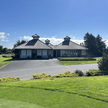 Highlands Golf Course - Club house - Golf Near Me - Seaside, Oregon