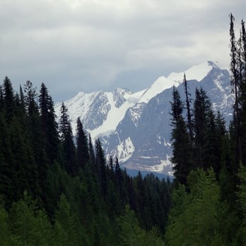 Yoho National Park - The Mountain pass - Hiking Near Me - Field, British Columbia