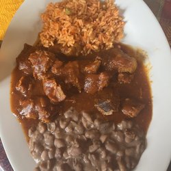 El Molcajete - Carne De Puerco En Salsa Verde