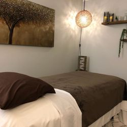 Legendary Massage - Massage Room