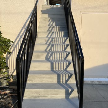 ABN Construction - New concrete staircase - General Contractors Near Me - San Mateo, California