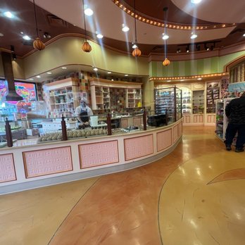 The Fudge Factory - Candy Stores Near Me - Niagara Falls, Ontario The Fudge Factory - Candy Stores Near Me - Niagara Falls, Ontario