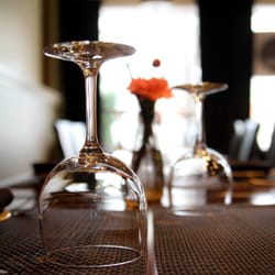 J Bistro Downtown - Table Setting