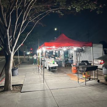 Tacos Lionydas - Vibes - Tacos Near Me - Long Beach, California
