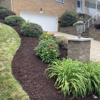 Coen Landscapes - Trimming , edging, weeding and mulching- our typical "Spring Cleanup" - Landscape Architects or Designers Near Me Coen Landscapes - Trimming , edging, weeding and mulching- our typical "Spring Cleanup" - Landscape Architects or Designers Near Me
