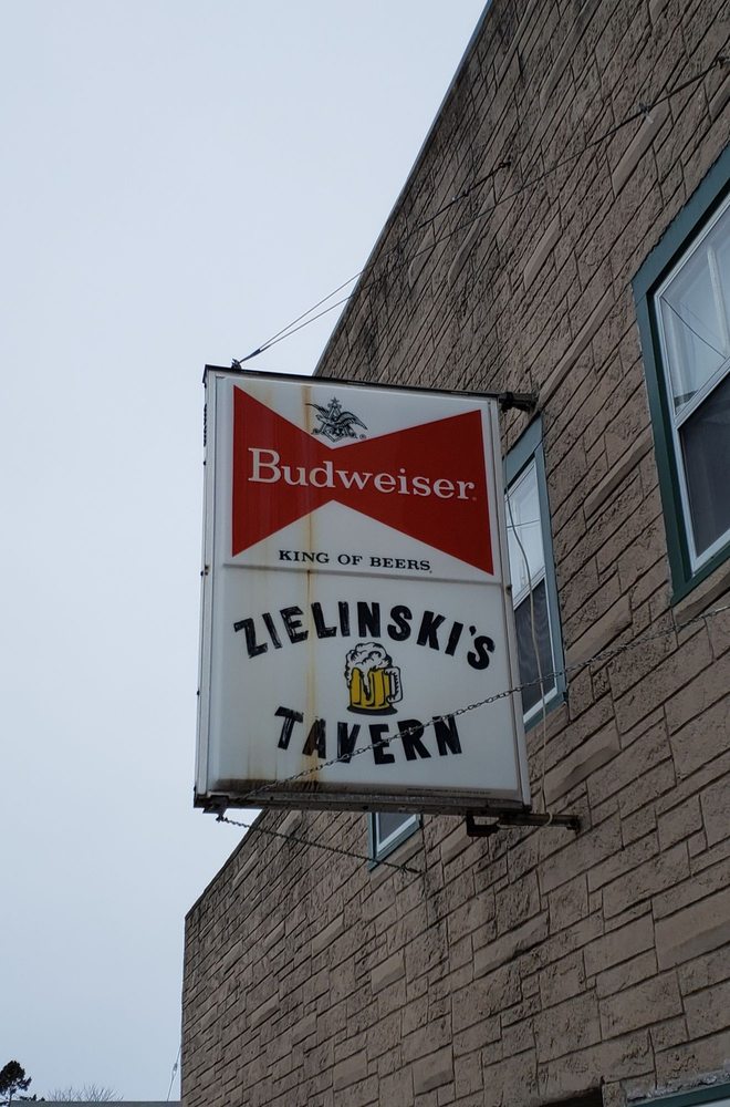 Zielinski Tavern Logo